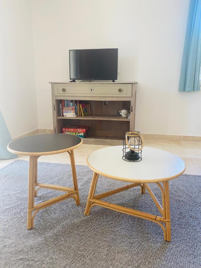 La Maison D A Cote 8 A 10 Personnes Carpentras Extérieur photo